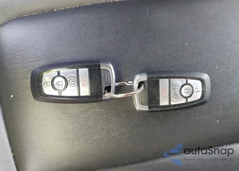 2022 Ford Bronco Big Bend/Black Diamond/Outer Banks from USA, damaged, VIN 1FMEE5BP8NLB67951